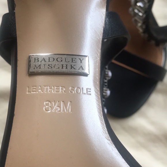 💎 BADGLEY MISCHKA - SPARKLING SIZE 8.5 BLACK HEEL - Picture 5 of 6